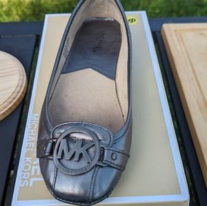 Michael Kors flats